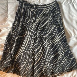 Jones New York Black and White A-Line Midi Skirt